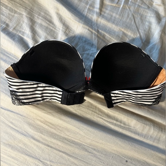 Victoria's Secret Women's Very Sexy Strapless Bra 34C - Picture 2 of 4